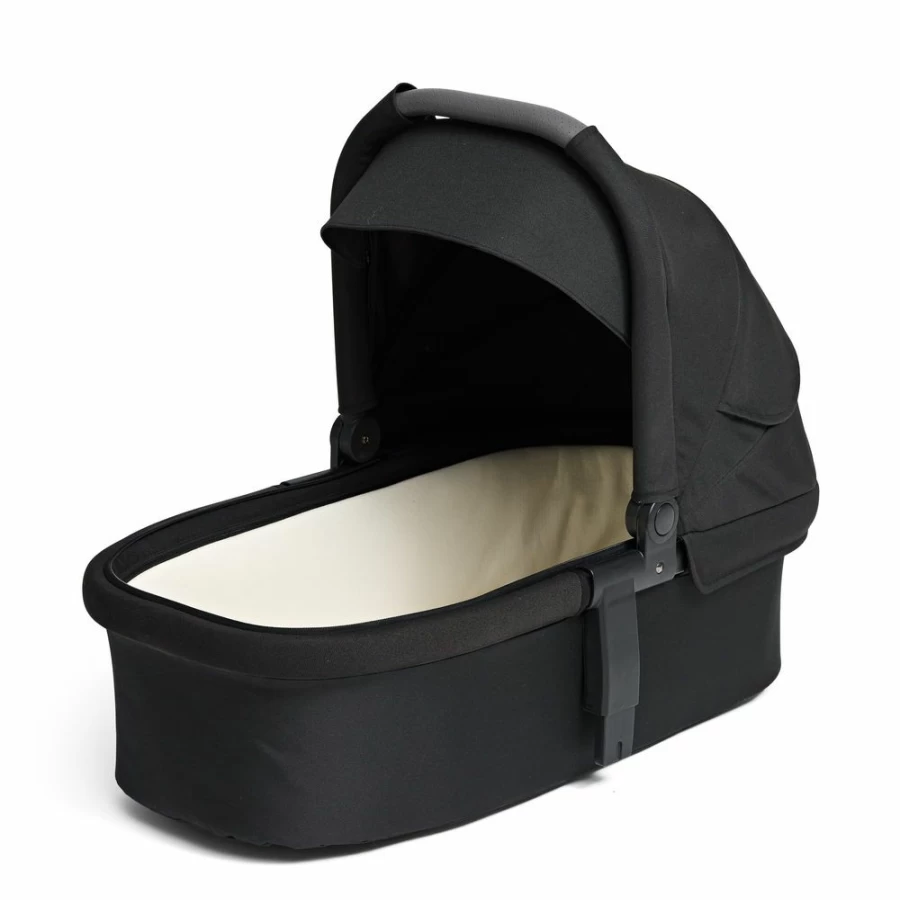 Clearance Edwards & Co Carry Cot 2