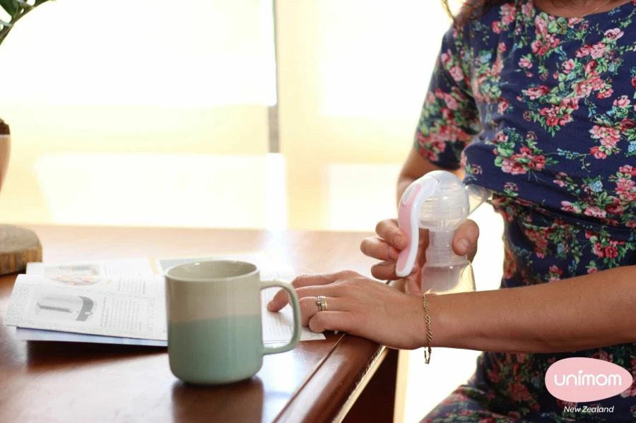 Online Unimom Mezzo Manual Breast Pump