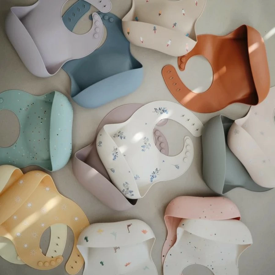 Online Mushie Silicone Bib