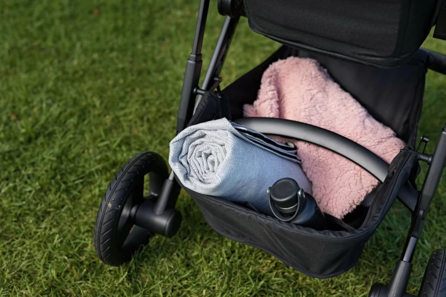 Best Edwards & Co Picnic Blanket
