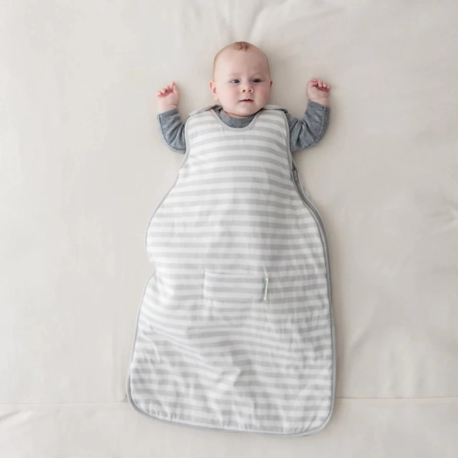 New Woolbabe Mini Duvet Side Zip Sleeping Bag 0-9 Months Pebble